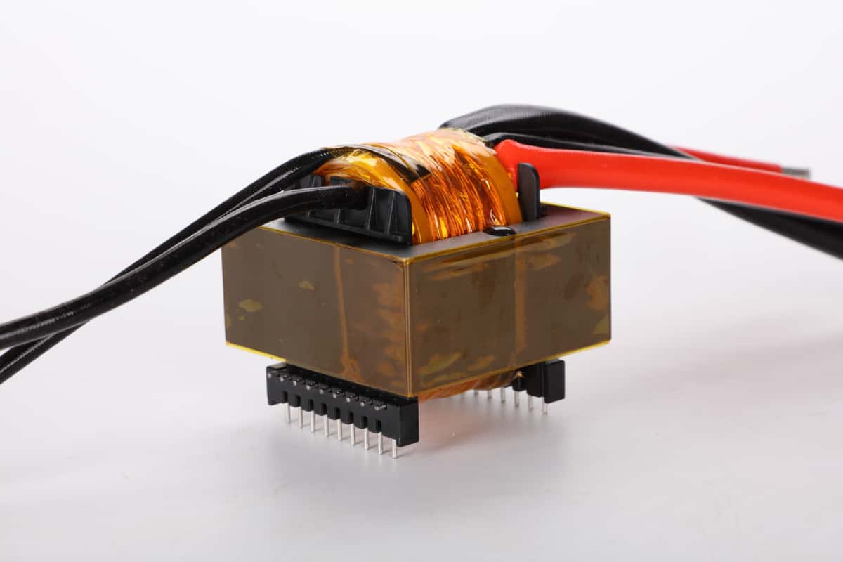 EE70 - Custom Power Magnetics für Wechselrichterschweißen und industrielle Anwendungen